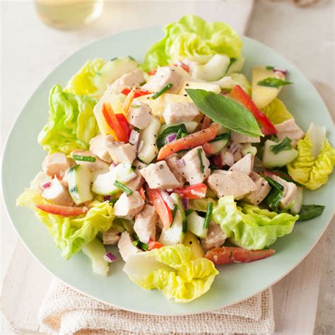 15-spins-on-salad-with-chicken-food-wine image