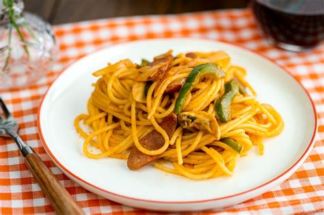 napolitan-japanese-ketchup-spaghetti-ナポリタン-just image