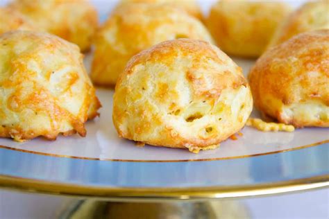 gougeres-french-cheese-puffs-appetizer-mon-petit-four image