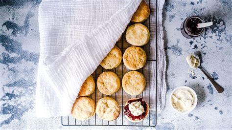 3-ingredient-super-simple-scone-recipe-you-totally-got image