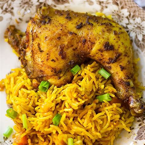 jollof-rice-with-chicken-a-nigerian-recipe-munaty image