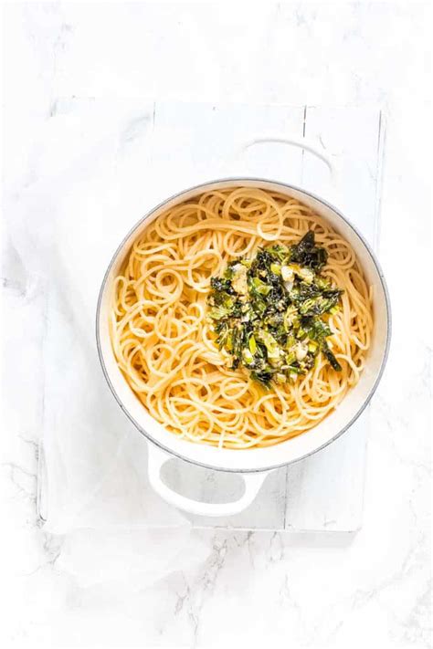 15-min-garlic-and-herb-butter-pasta-recipes-from-a image
