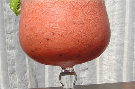 kiwi-strawberry-lemonade image