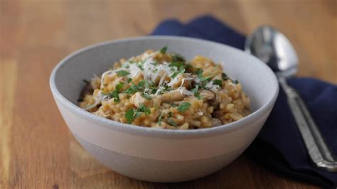 mushroom-and-leek-risotto-recipe-by-tasty image