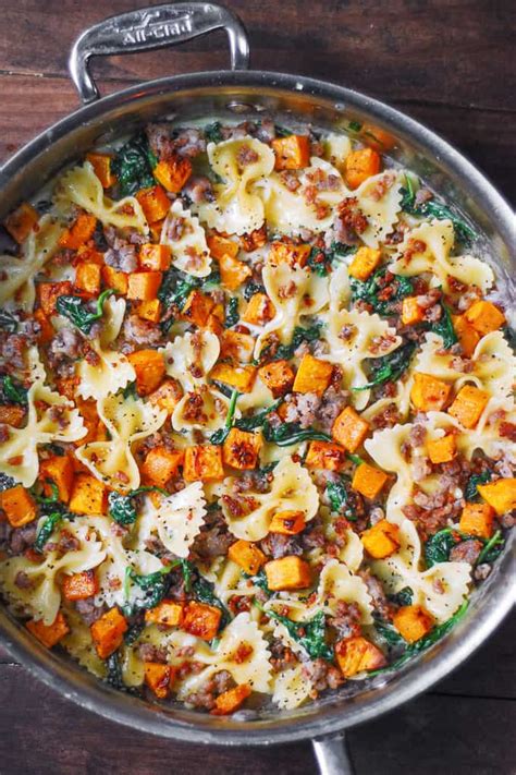creamy-roasted-butternut-squash-pasta-with-sausage image