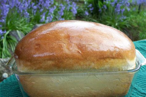 sweet-hawaiian-yeast-bread-bread-machine image