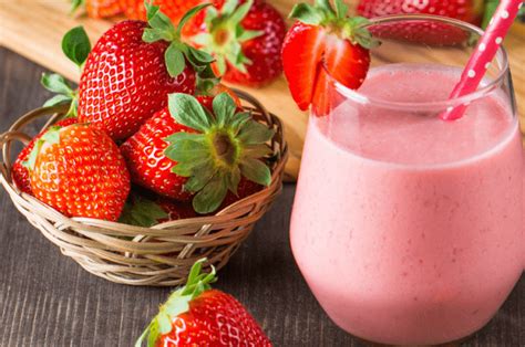 strawberry-milkshake-without-ice-cream-insanely-good image
