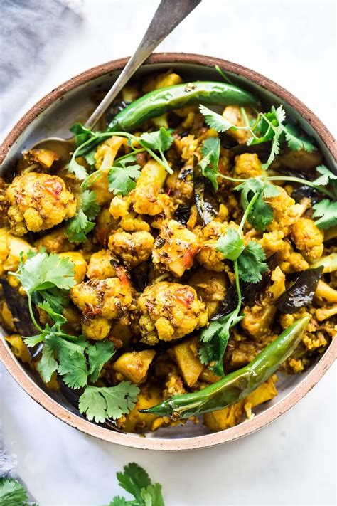 aloo-gobi-recipe-indian-spiced-potatoes-cauliflower image