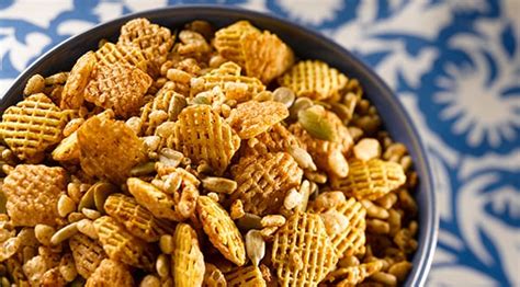 hot-n-spicy-party-mix-recipe-kelloggs image