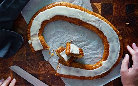 how-to-make-a-flaky-danish-kringle-recipe-at-home image