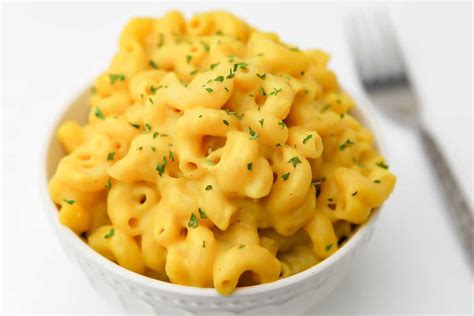 vegan-mac-and-cheese-without-cashews-the-hidden image