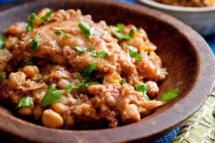 chickpea-tagine-with-chicken-and-apricots-nyt image