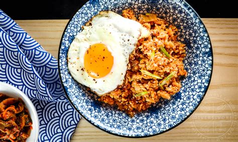kimchi-fried-rice-kimchi-bokkeumbap-diversivorecom image