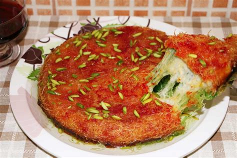 delicious-arabic-sweet-kunafa-recipe-knafeh image