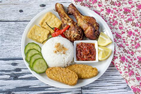 10-delicious-varieties-of-sambal-to-try-in-indonesia image