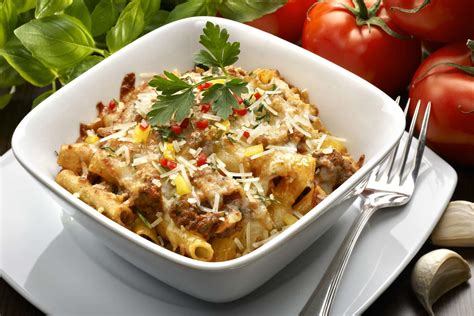 macaroni-and-cheese-casserole-with-ground-beef image