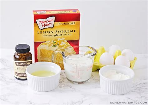 lemon-cupcakes-w-cream-cheese-frosting image