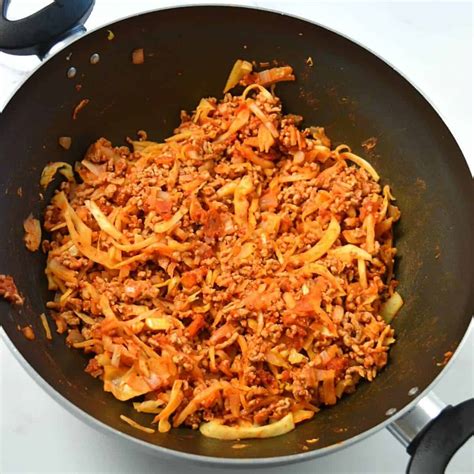 easy-ground-beef-and-cabbage-skillet-hint-of-healthy image