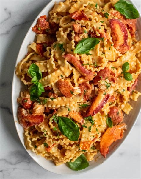 creamy-tomato-and-lobster-pasta-carolyns-cooking image