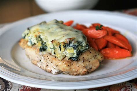 21-chicken-and-spinach-recipes-to-try-for-dinner image