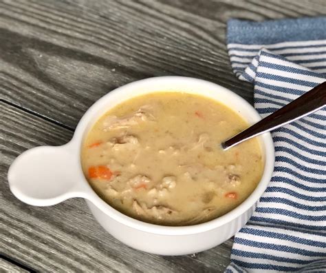 after-thanksgiving-creamy-turkey-and-rice-soup-the image