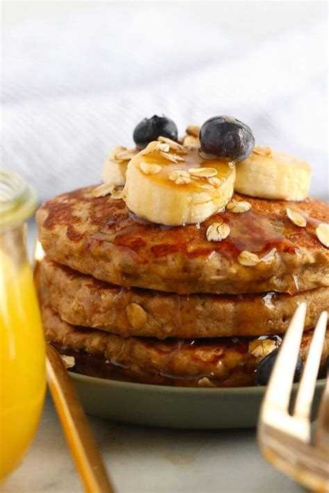 best-banana-oatmeal-pancakes-gluten-free-fit image