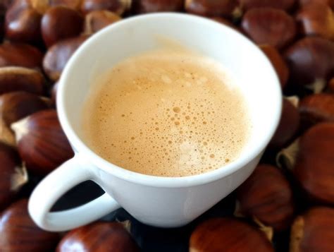 how-to-make-hazelnut-coffee-4-easy image