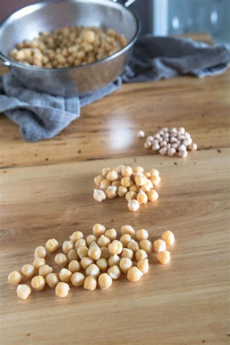 how-to-cook-dried-chickpeas-from image