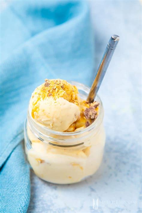 hokey-pokey-ice-cream-honeycomb-ice-cream image