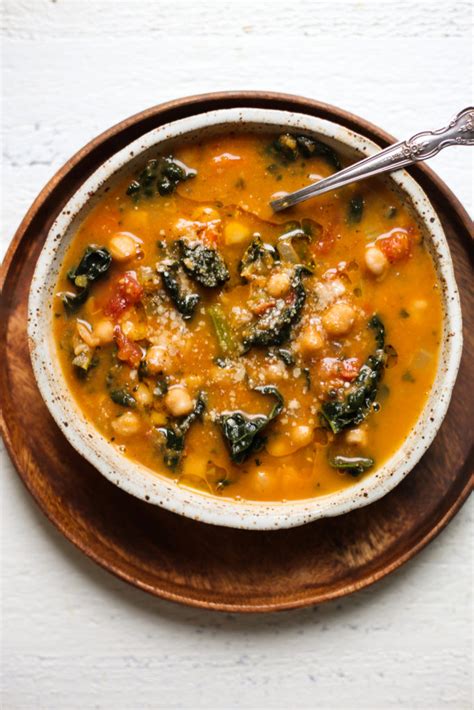 easy-chickpea-and-kale-tuscan-style-soup-the image