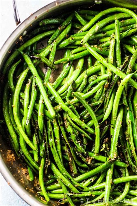 sauteed-green-beans-with-garlic-the image