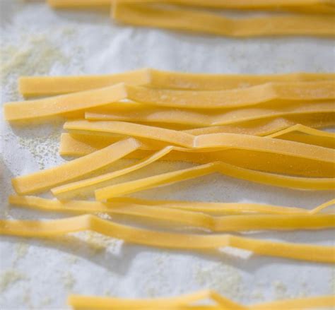how-to-make-homemade-fettuccine-pasta-with-chef image