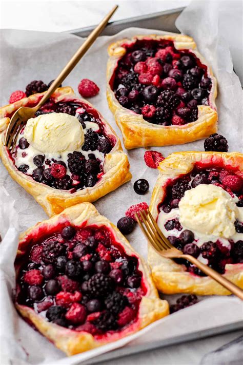 mixed-berry-puff-pastry-tarts-veronikas-kitchen image