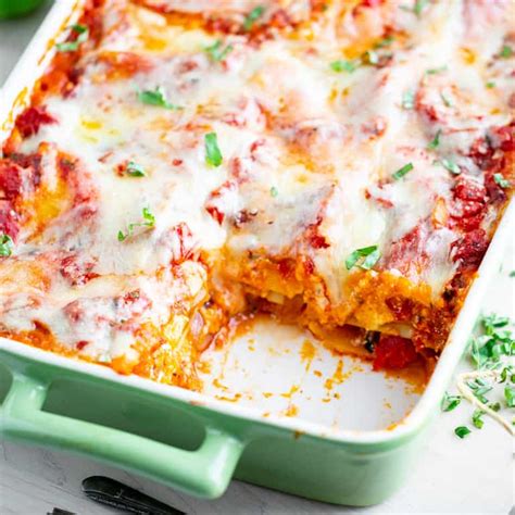butternut-squash-lasagna-healthy-seasonal image