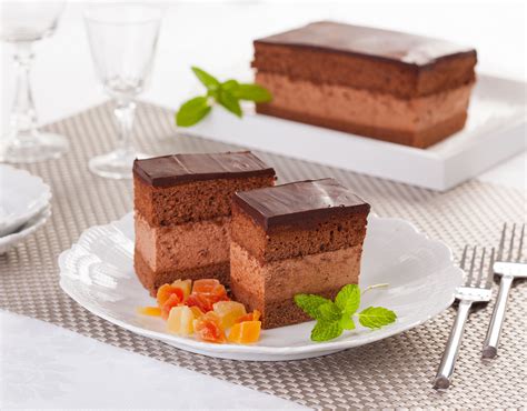 hungarian-chocolate-mousse-cake image