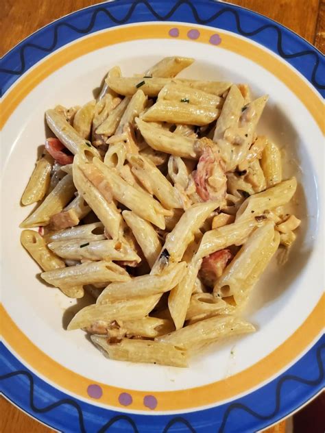 penne-pasta-with-salmon-and-vodka-authentic-italian image