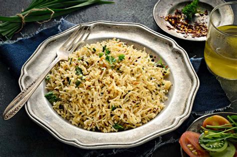 buttered-herbed-rice-recipe-archanas-kitchen image