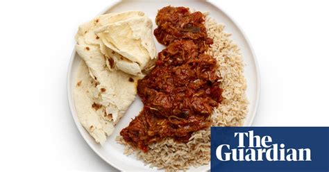 how-to-cook-the-perfect-vindaloo-recipe-food-the image