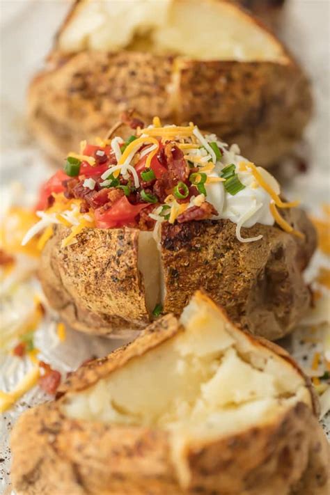 how-to-cook-the-perfect-baked-potato-the-cookie image