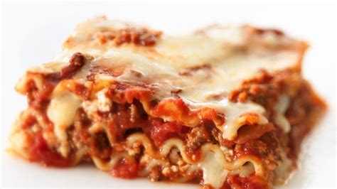 skinny-lasagna-recipe-bettycrockercom image