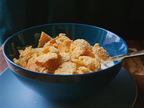 homemade-corn-flakes-cereal-recipe-alejandra image