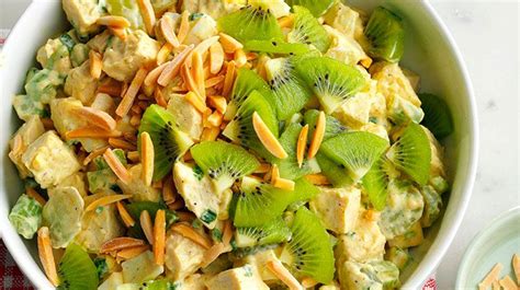 how-to-eat-a-kiwi-taste-of-home image