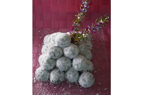 irish-coffee-balls-recipe-foodcom image