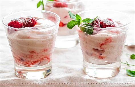 strawberry-mousse-with-white-chocolate-recipe-simply image