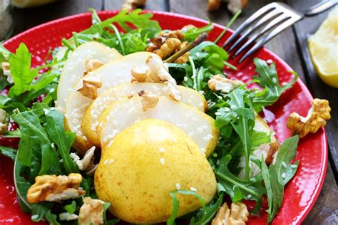 arugula-and-roasted-pear-salad-recipe-epicurious image