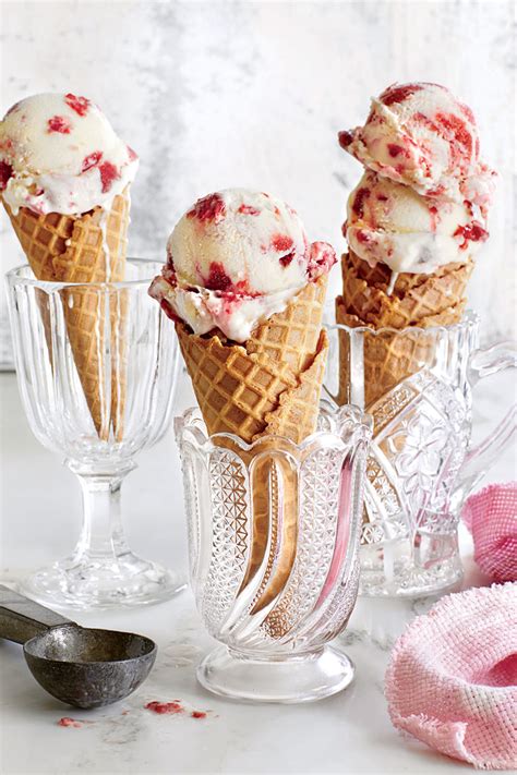 20-homemade-ice-cream-recipes-made-for-hot image
