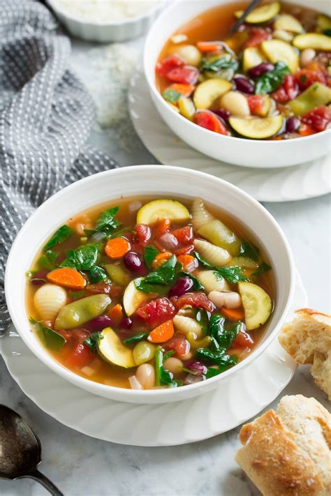 slow-cooker-minestrone-soup-olive-garden-copycat image