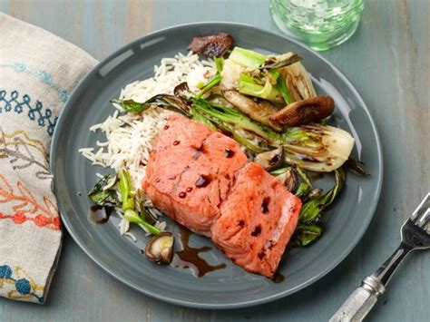 30-minute-pan-seared-salmon-with-baby-bok-choy image