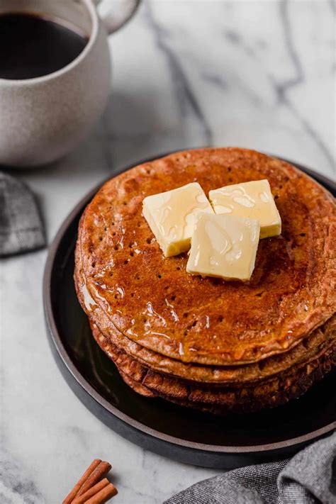 flourless-pumpkin-spice-pancakes-real-balanced image