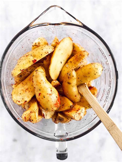 crispy-roasted-fingerling-potatoes-recipe-savory image